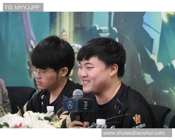 黄强专访:从职业选手到电竞评论员的英雄联盟成长之路